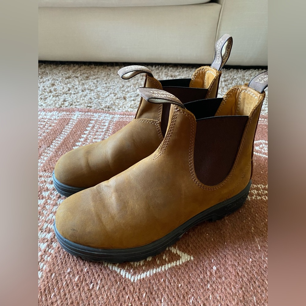 #562 Women’s Classic Blundstone Boots